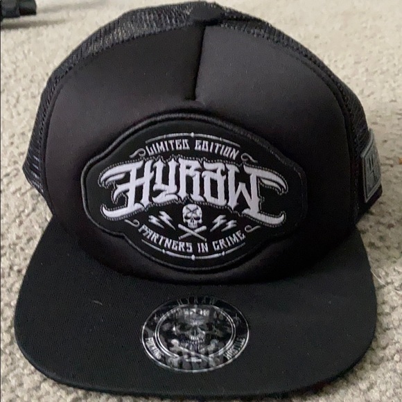 Hyraw Hat - Picture 1 of 2